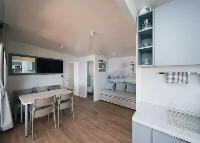 Semesterbostad Mobile Homes - Lighthouse *