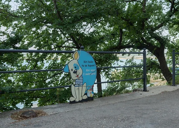 Mobile Homes - Lighthouse