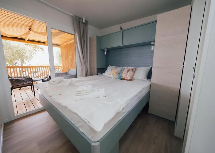 Semesterbostad Mobile Homes - Lighthouse *