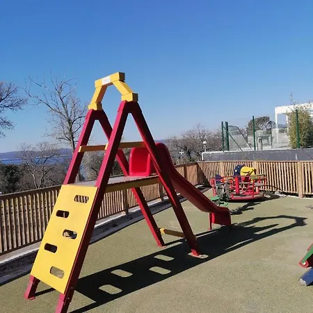 Mobile Homes - Lighthouse *