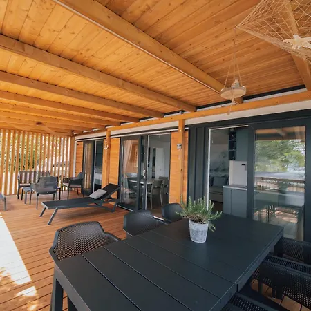 Ferienhaus Mobile Homes - Lighthouse *