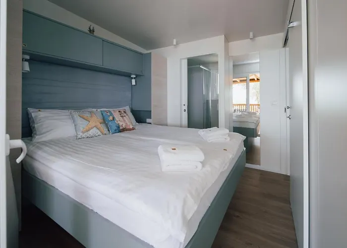 Mobile Homes - Lighthouse * Selce